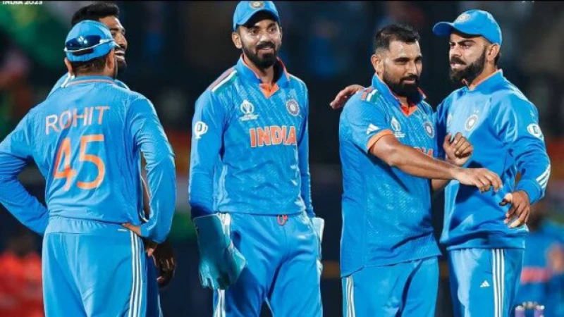 IND vs NZ: ताबड़तोड़ बल्लेबाजी के बीच टीम इंडिया को लगा बड़ा झटका