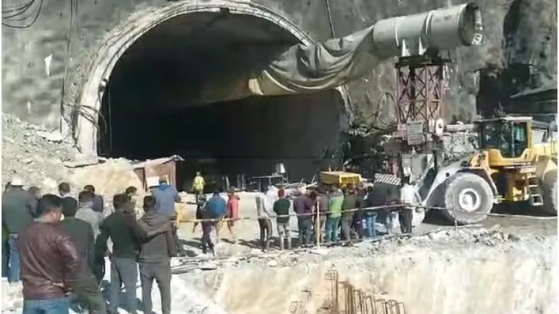 Uttarkashi Tunnel Rescue: तीसरे दिन फिर शुरू हुई ड्रिलिंग, मजदूरों को निकालने के लिए 6 प्लान पर हो रहा काम