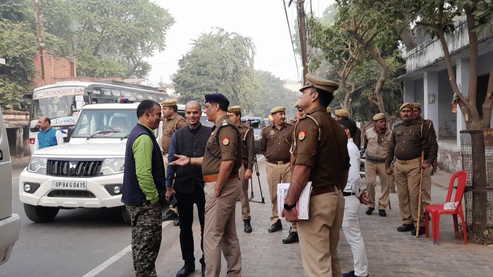 करहल भाजपा प्रत्याशी अंजेश प्रताप सिंह ने मंदिर में पूजा अर्चना कर भगवान का लिया आशीर्वाद..